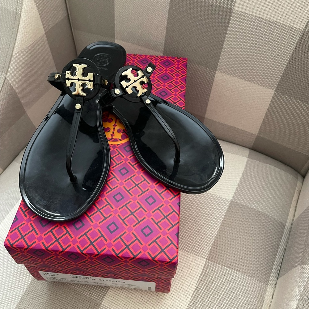 Tory Burch mini Miller jelly thong sandal